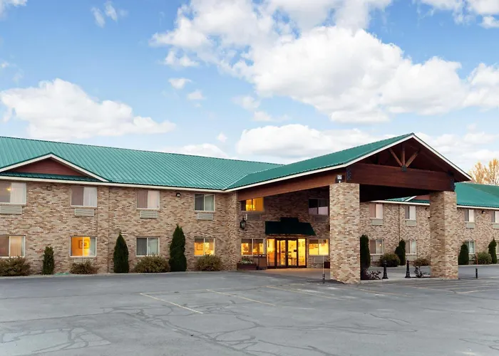 Super 8 By Wyndham Montpelier