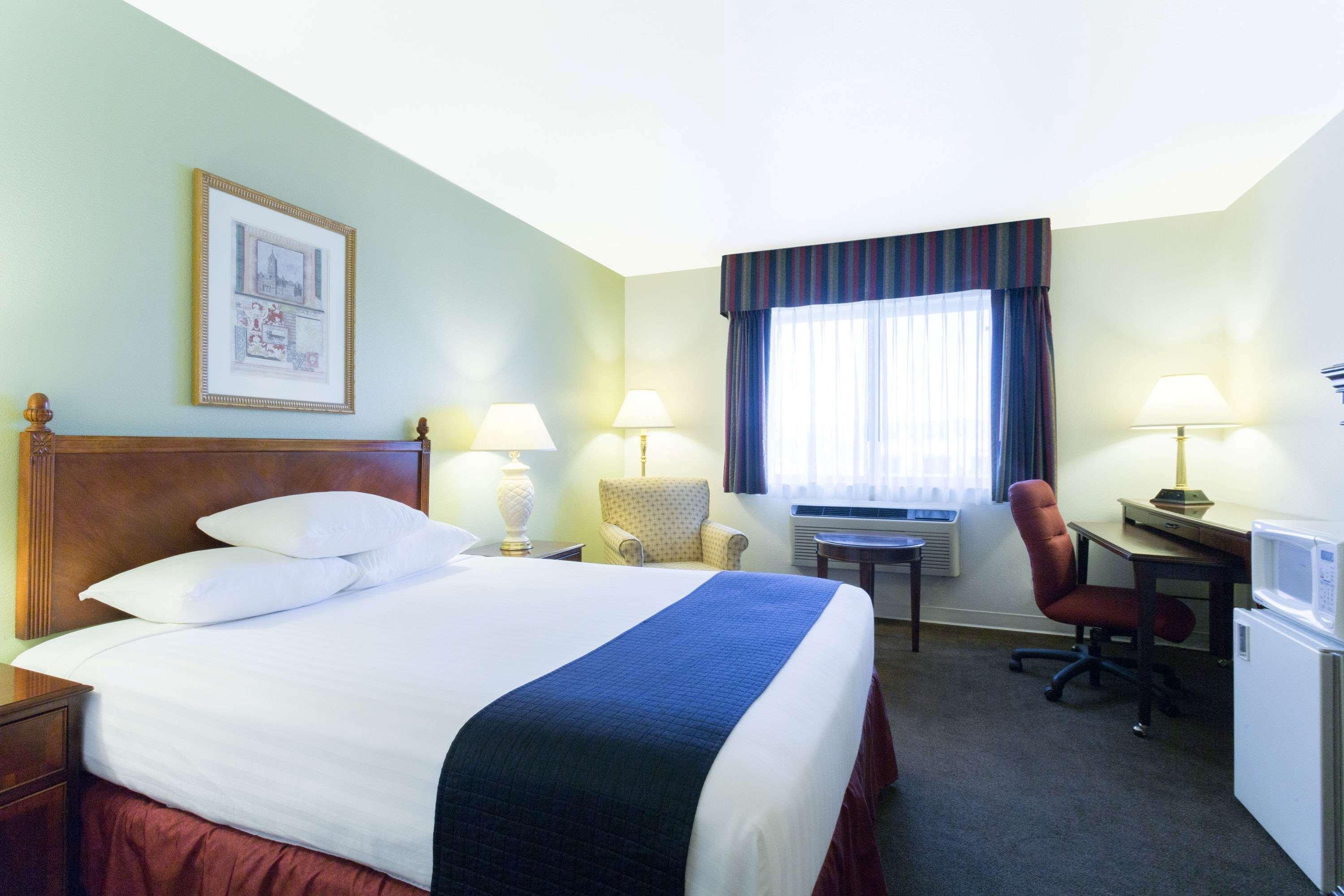 Super 8 By Wyndham
