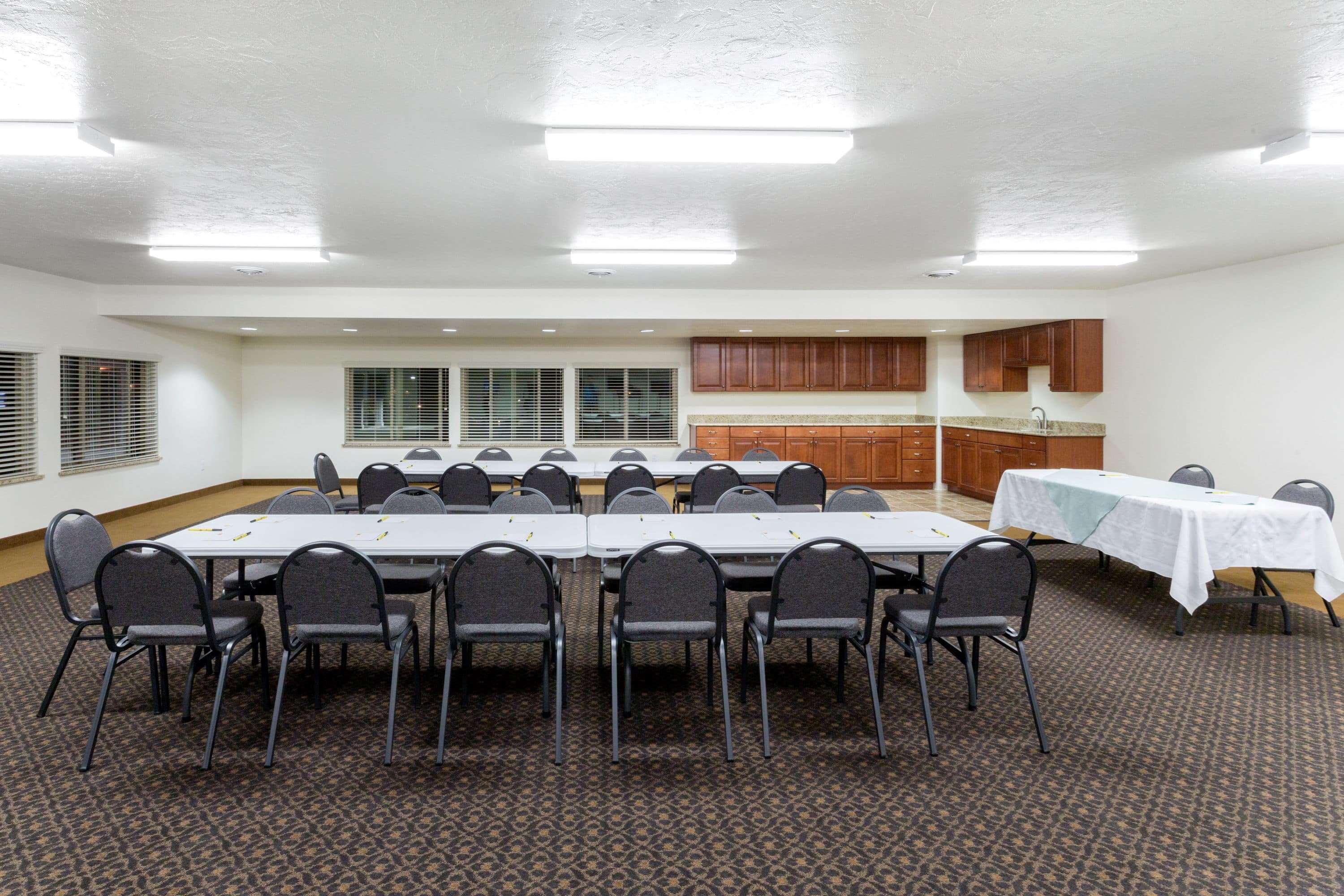 Hotel Super 8 By Wyndham 4*